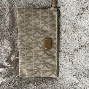 Michael Kors Large Zip Clutch